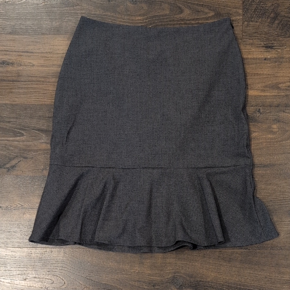 Worthington Dark Gray Pencil Skirt